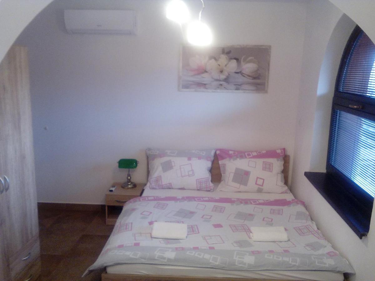 Oaza Apartment Vacenovice Exterior photo